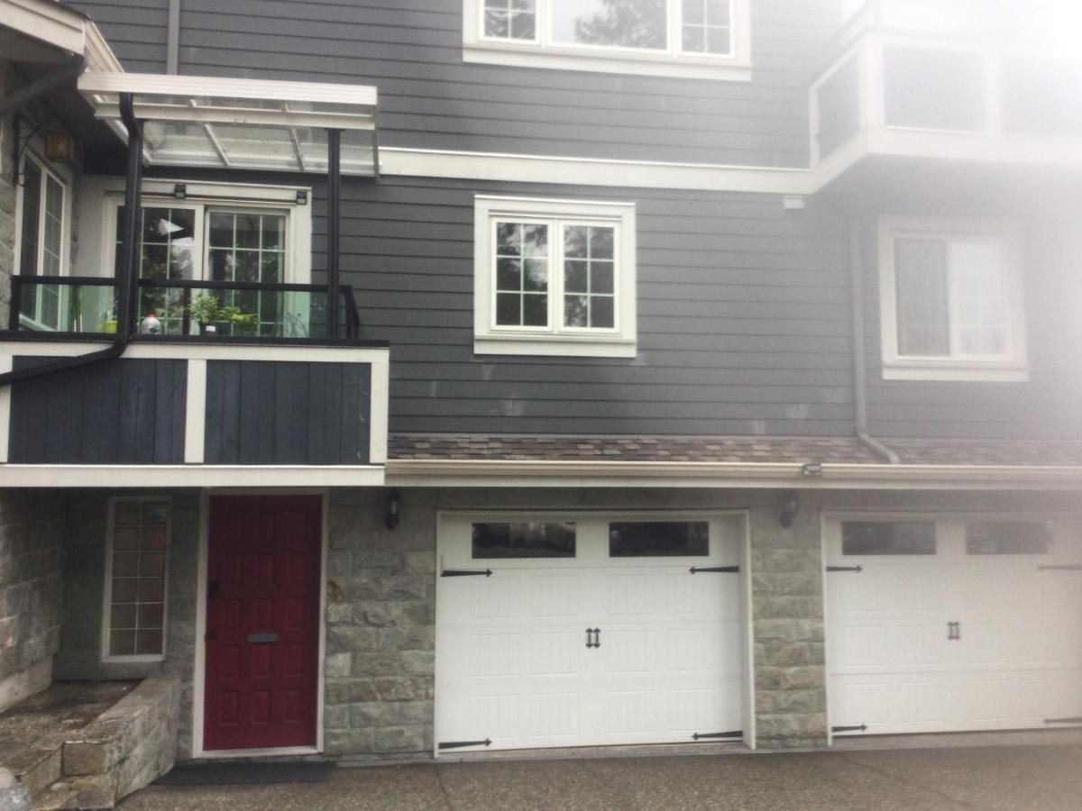 Lisa'S Home Burnaby Exterior photo